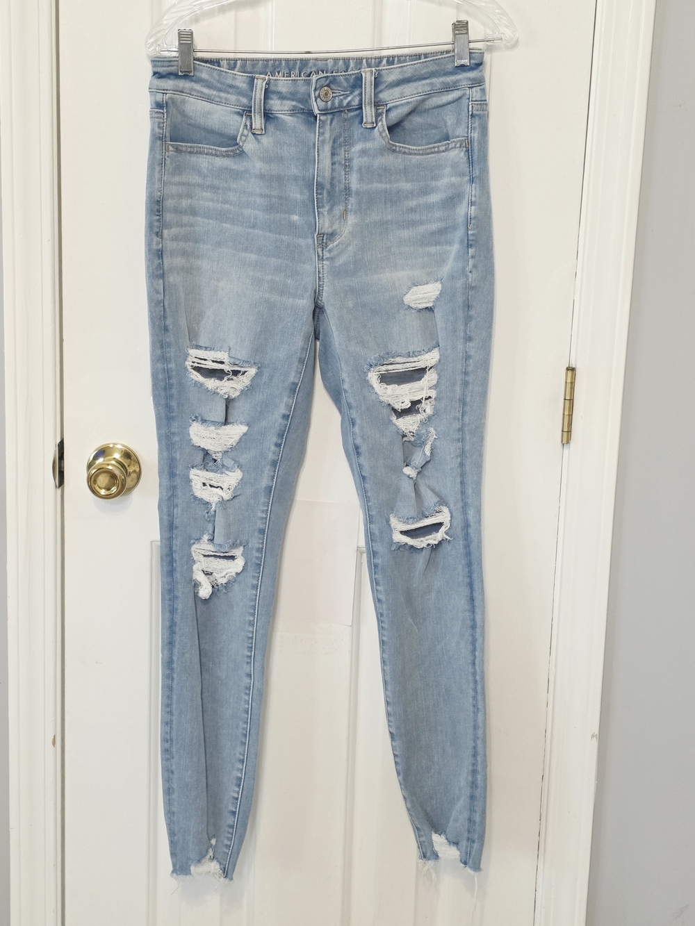 American Eagle Outfitters Light Blue Distressed Super Hi Rise Jegging 8 Regular